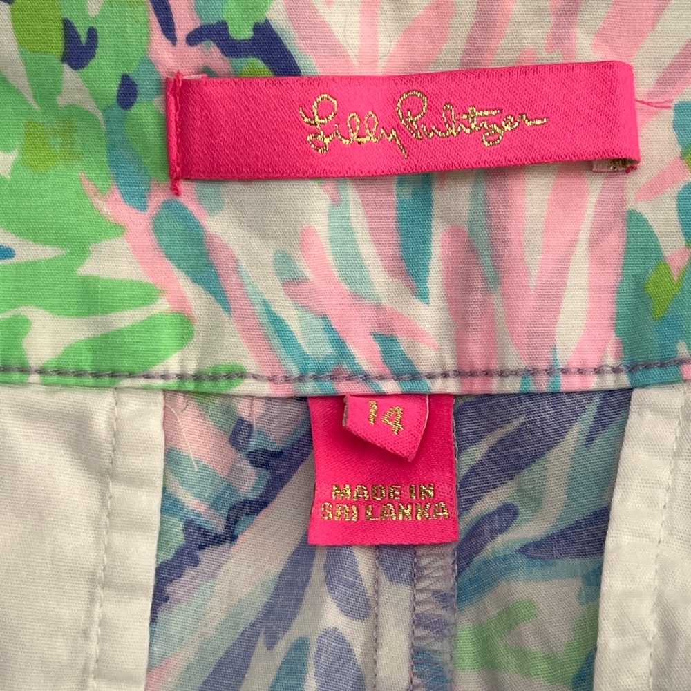 New Lilly Pulitzer Shorts - Picture 8 of 10